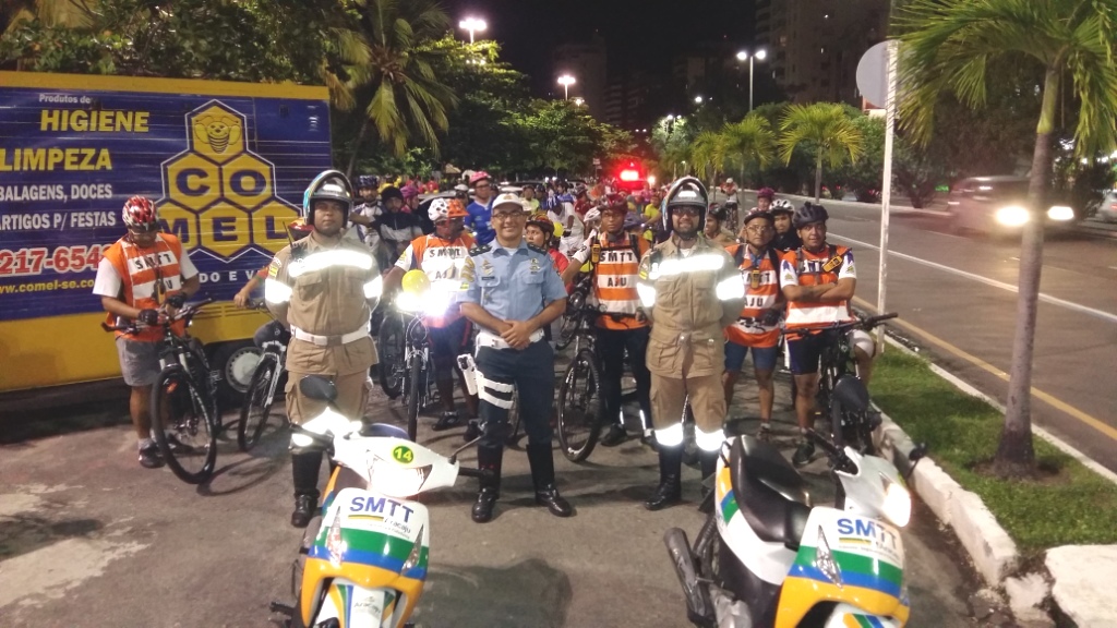 Maio Amarelo é encerrado com passeio ciclístico noturno - SMTT Aracaju